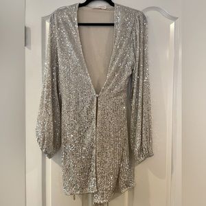 Sequin duster with belt
